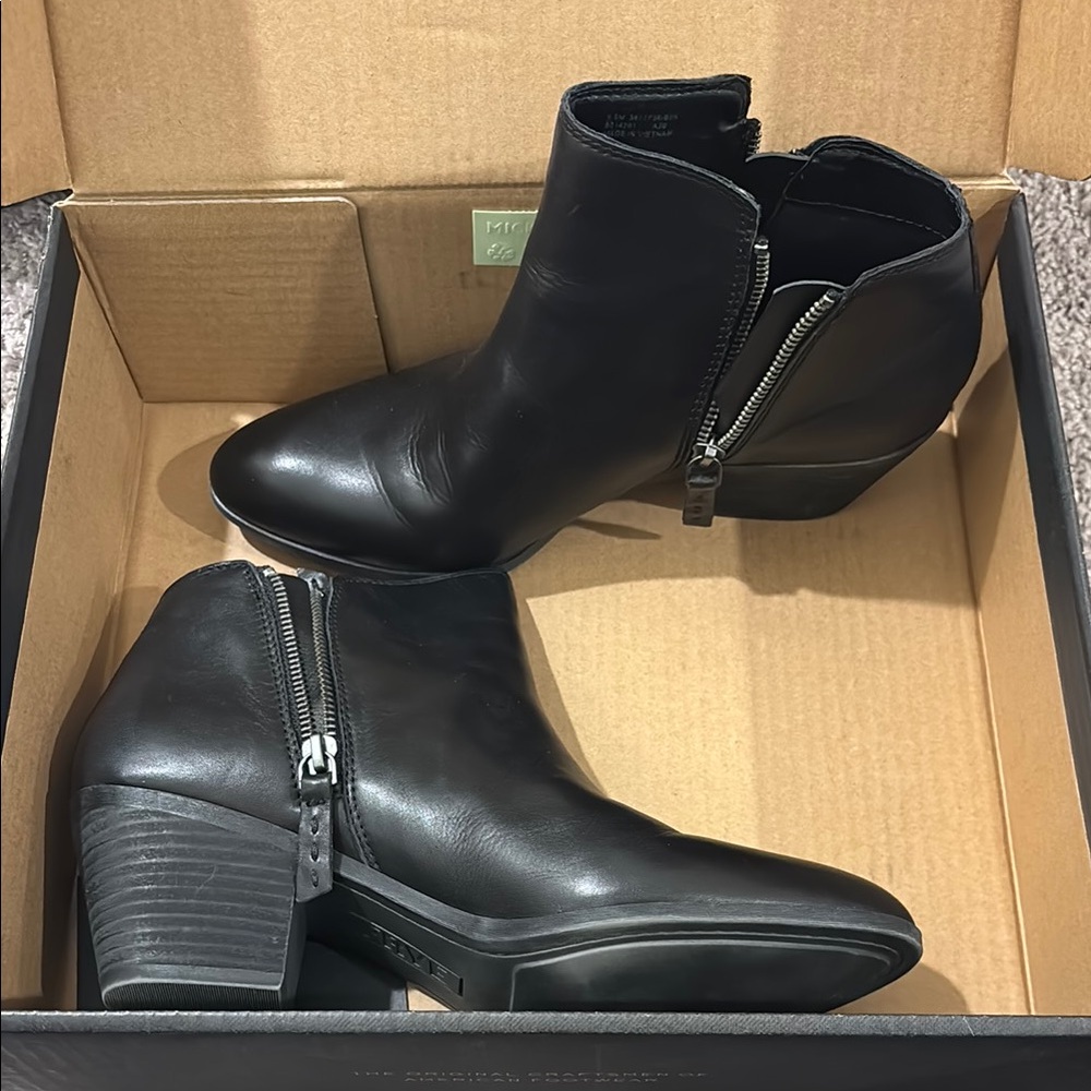 Frye Black Ankle Booties with Chunky Heel and Side Zipper
